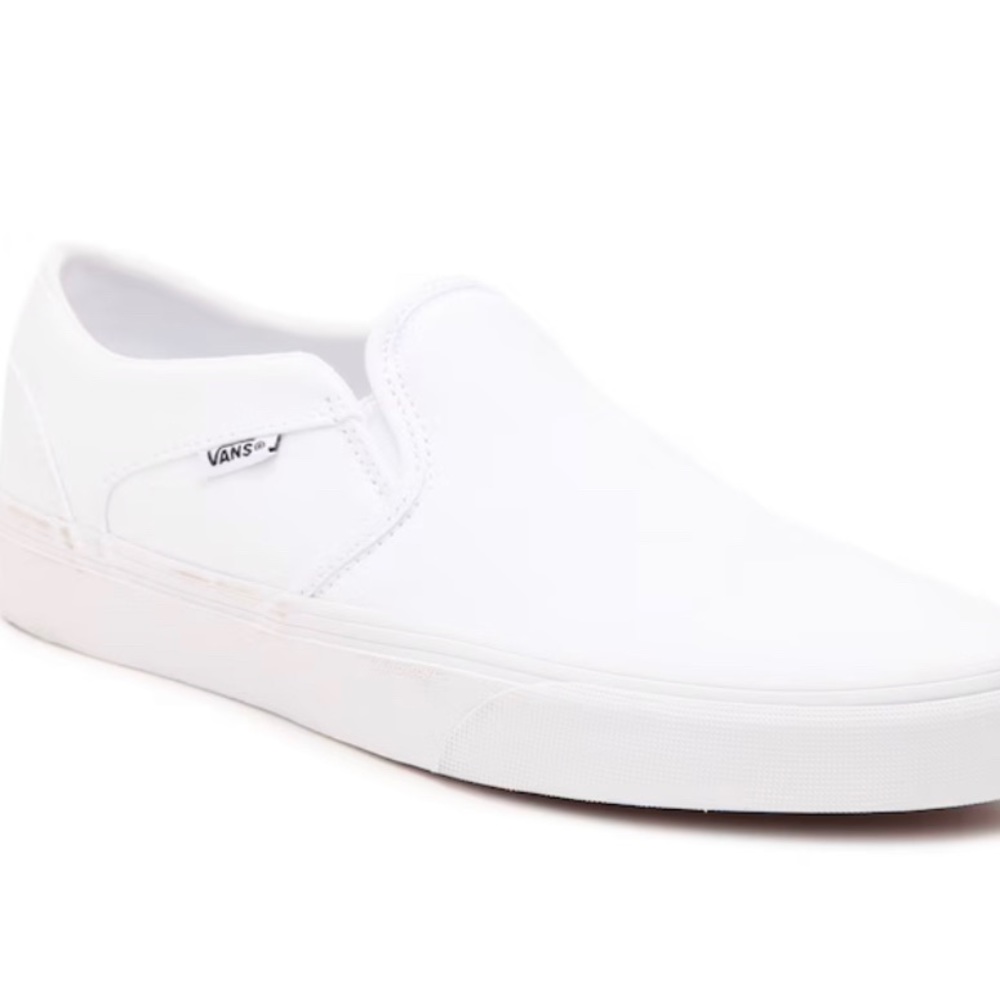 Brand New. Never Worn. Girls White Vans Size 3. Box & Tags included.